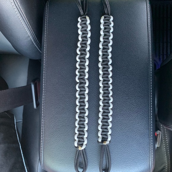 Paracord Grab Handles - Picture 3 of 6